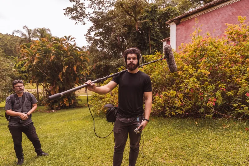 Keep the Accent: Why Colombian Actors Are Done Sounding Like Somebody Else